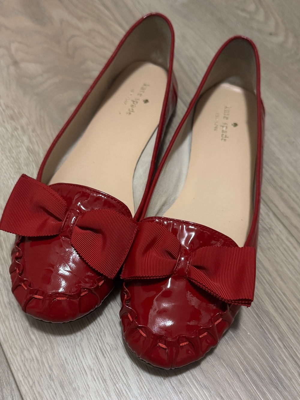 Kate Spade Red Patent Leather Women's Ballet Flats with Bow Sz. 10M - Picture 7 of 9